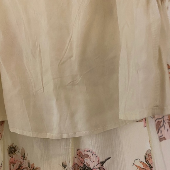 Dance & Marvel Floral Slit Maxi Skirt Ivory M NWT - Picture 5 of 10